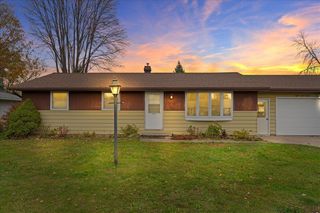 838 MARYDALE DRIVE, Green Bay, WI 54313