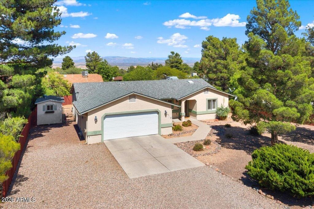 Image 2 of property listing at 1375 S MONTE TESORO Drive, Cottonwood, AZ 86326