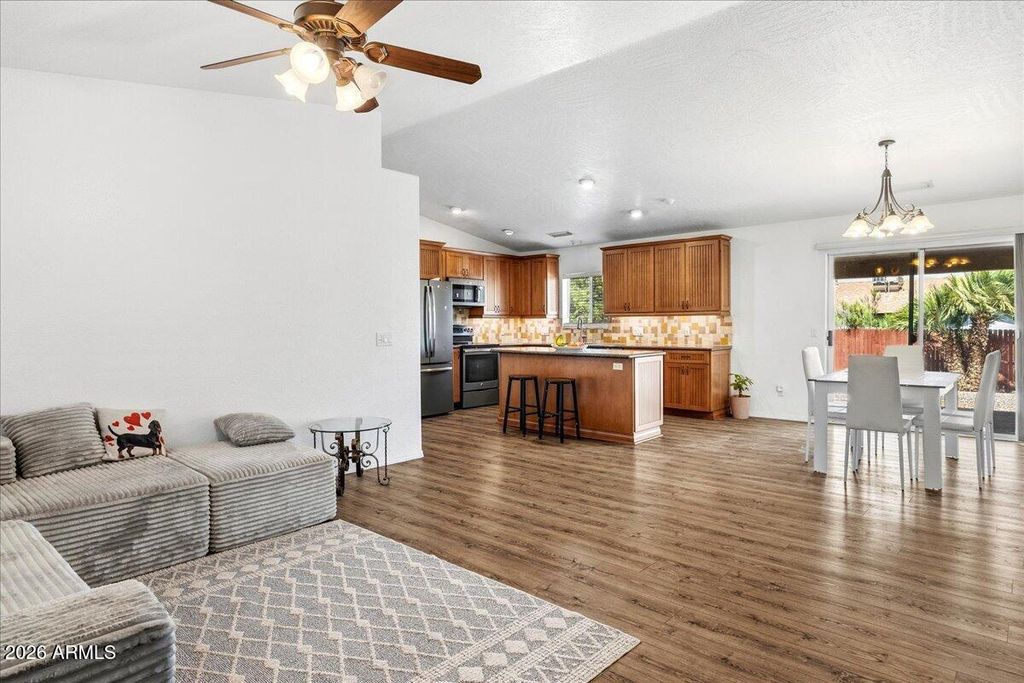 Image 3 of property listing at 1375 S MONTE TESORO Drive, Cottonwood, AZ 86326