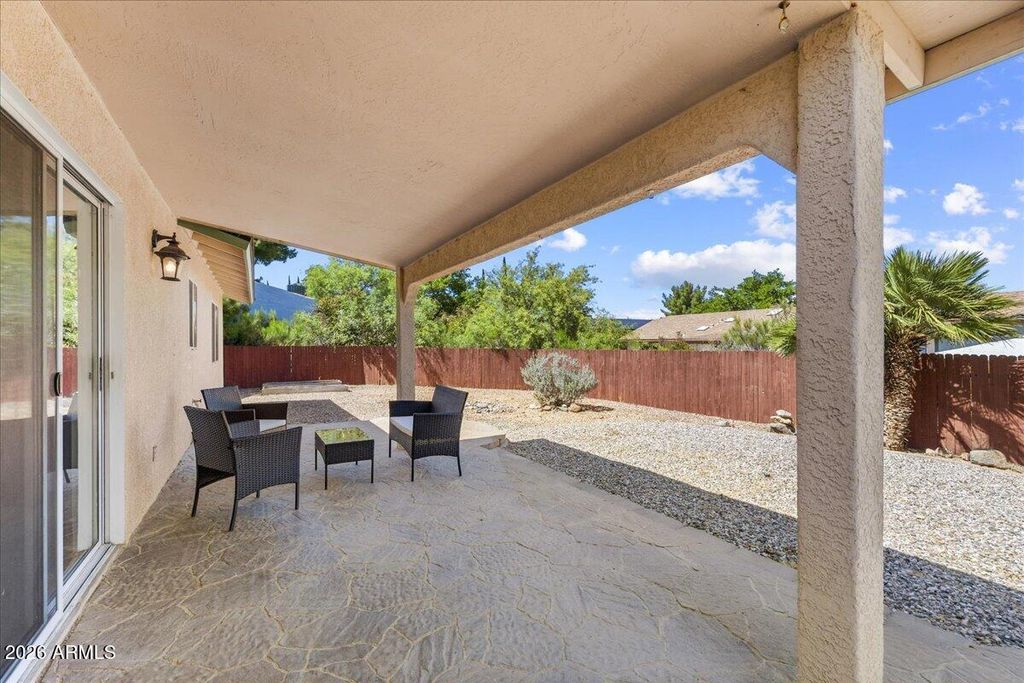 Image 5 of property listing at 1375 S MONTE TESORO Drive, Cottonwood, AZ 86326