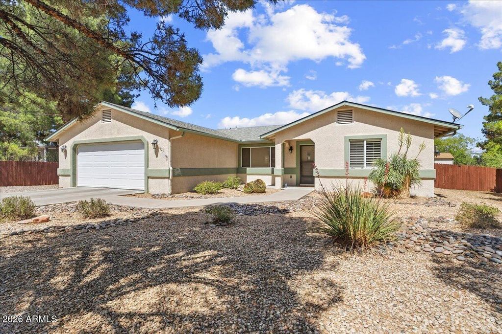 Image 6 of property listing at 1375 S MONTE TESORO Drive, Cottonwood, AZ 86326