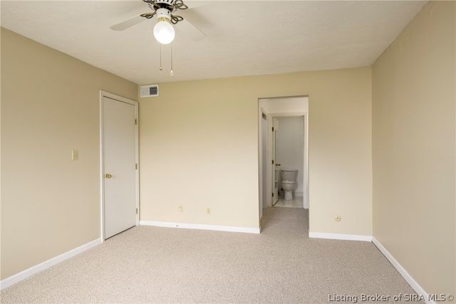 48 Lakeshore Drive, Clarksville, IN 47129