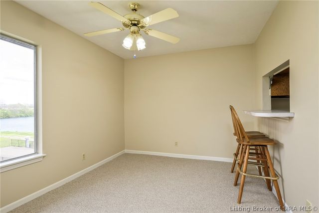 48 Lakeshore Drive, Clarksville, IN 47129