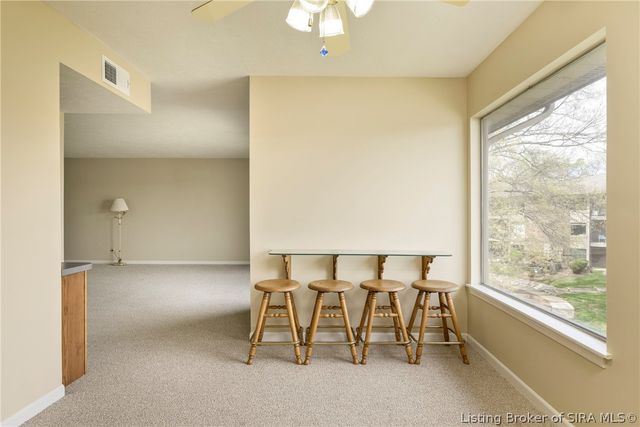 48 Lakeshore Drive, Clarksville, IN 47129