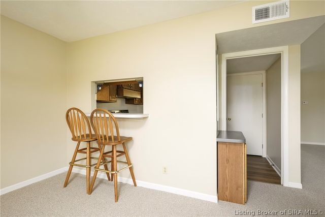 48 Lakeshore Drive, Clarksville, IN 47129