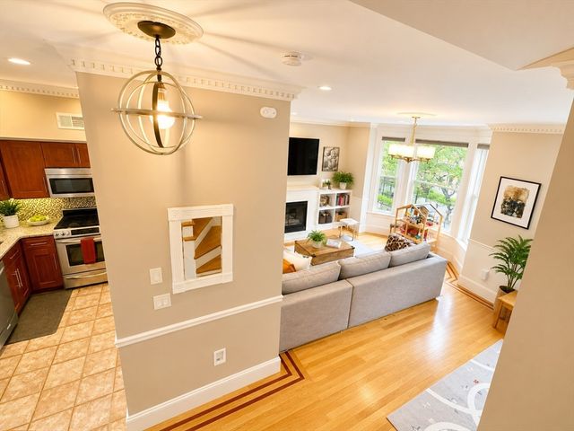 39 Old Harbor Street 2, Boston, MA 02118