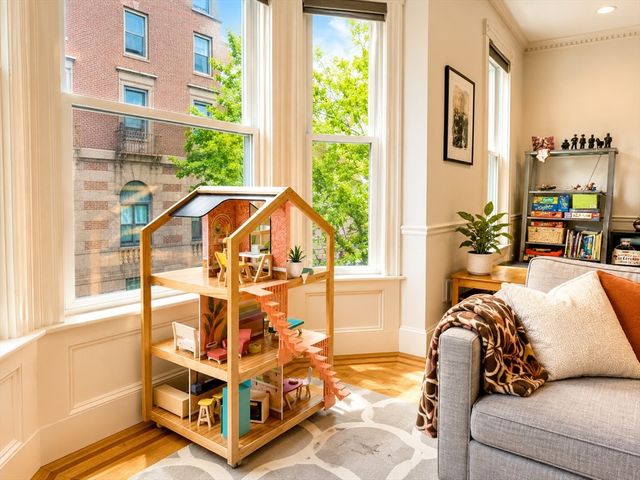 39 Old Harbor Street 2, Boston, MA 02118