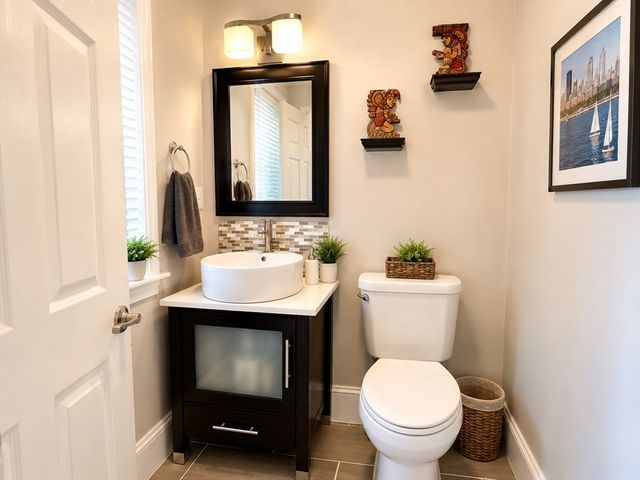 39 Old Harbor Street 2, Boston, MA 02118