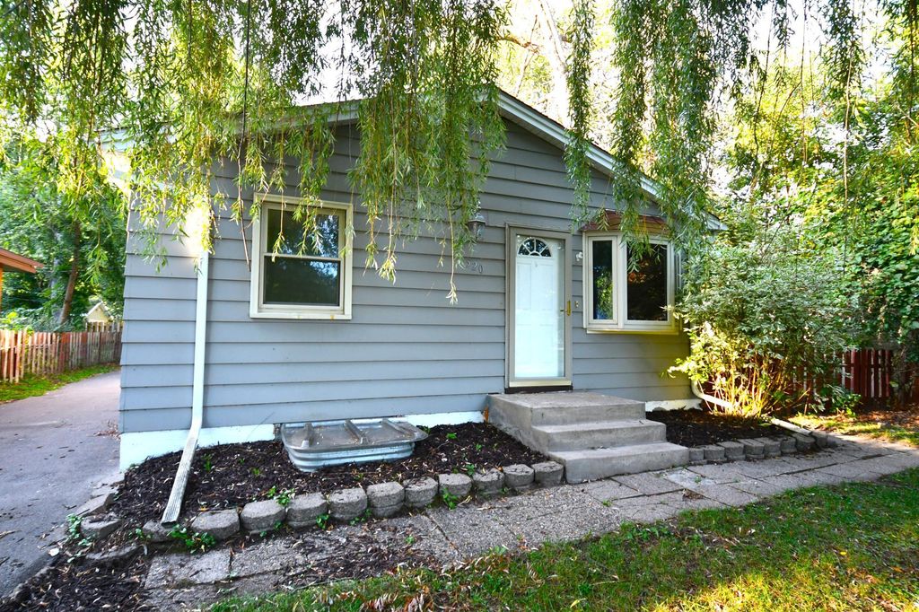 520 10th Avenue SE, Forest Lake, MN 55025 — exterior