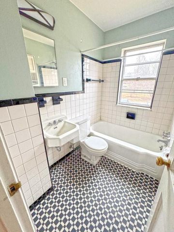 1811 Windsor AVE, Roanoke, VA 24015