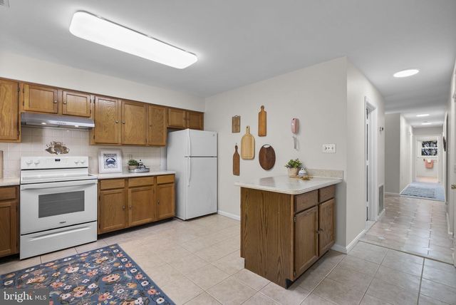 953 MASTLINE DR, Annapolis, MD 21401