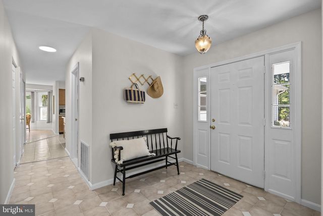 953 MASTLINE DR, Annapolis, MD 21401