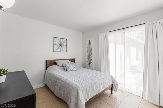 4261 Ridgeview Drive, Las Vegas, NV 89103