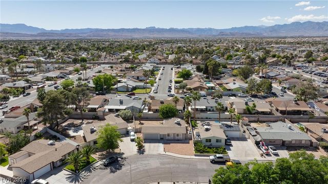4261 Ridgeview Drive, Las Vegas, NV 89103