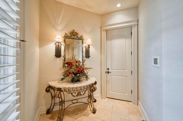 1100 Lakewood Drive, Monett, MO 65708