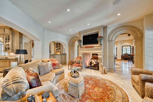 1100 Lakewood Drive, Monett, MO 65708