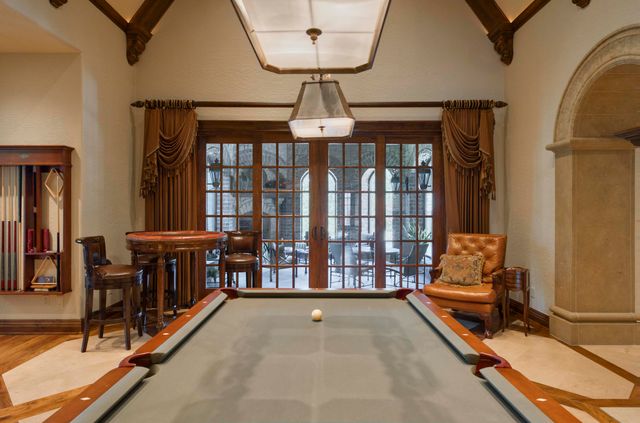 1100 Lakewood Drive, Monett, MO 65708