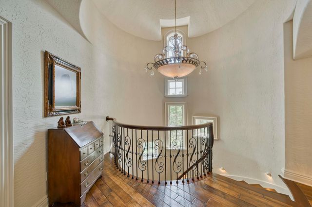 1100 Lakewood Drive, Monett, MO 65708