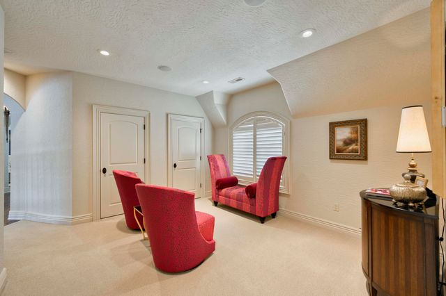 1100 Lakewood Drive, Monett, MO 65708