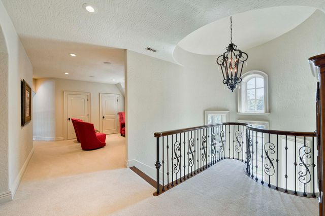 1100 Lakewood Drive, Monett, MO 65708