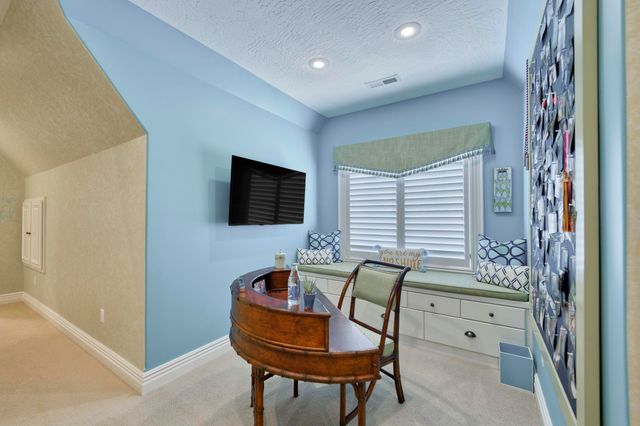 1100 Lakewood Drive, Monett, MO 65708