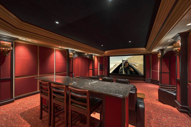 1100 Lakewood Drive, Monett, MO 65708