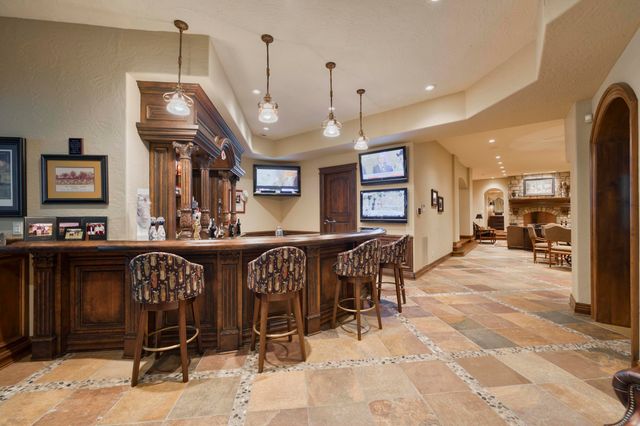 1100 Lakewood Drive, Monett, MO 65708