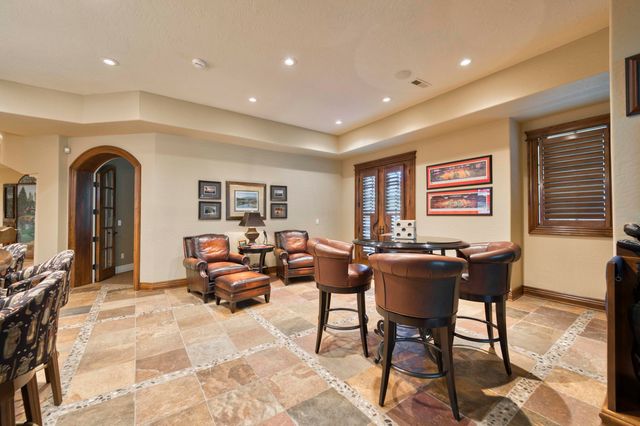 1100 Lakewood Drive, Monett, MO 65708