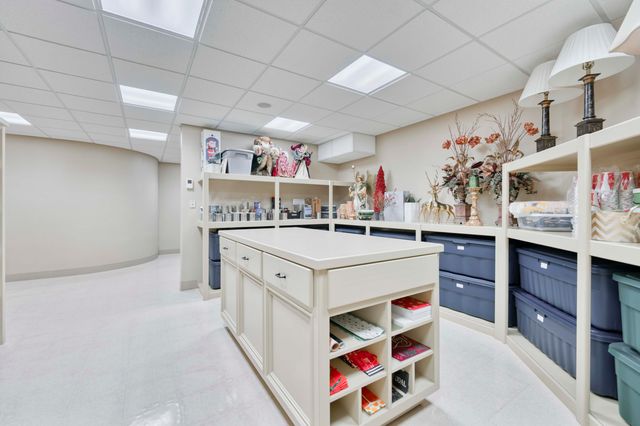 1100 Lakewood Drive, Monett, MO 65708