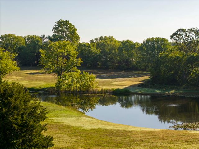 1100 Lakewood Drive, Monett, MO 65708