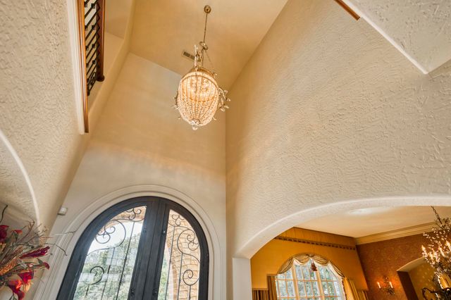 1100 Lakewood Drive, Monett, MO 65708