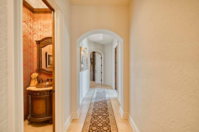 1100 Lakewood Drive, Monett, MO 65708