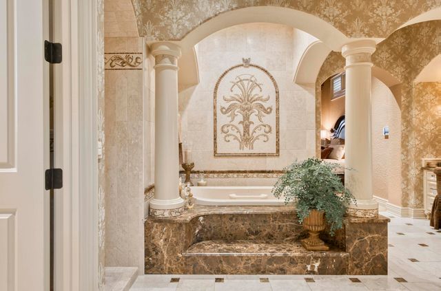 1100 Lakewood Drive, Monett, MO 65708