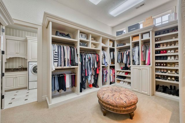 1100 Lakewood Drive, Monett, MO 65708