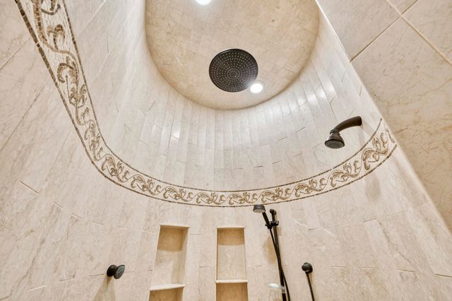 1100 Lakewood Drive, Monett, MO 65708