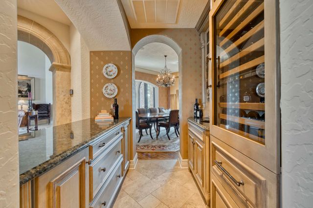 1100 Lakewood Drive, Monett, MO 65708