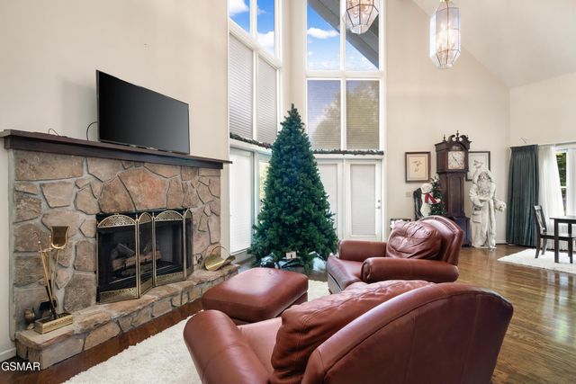 3639 Birds Creek Road, Sevierville, TN 37876
