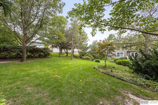 1223 N 123rd Circle, Omaha, NE 68154
