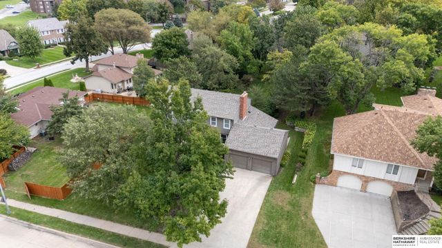 1223 N 123rd Circle, Omaha, NE 68154