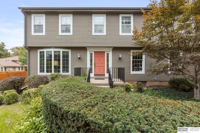 1223 N 123rd Circle, Omaha, NE 68154
