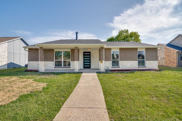 8102 Chesham Drive, Rowlett, TX 75088