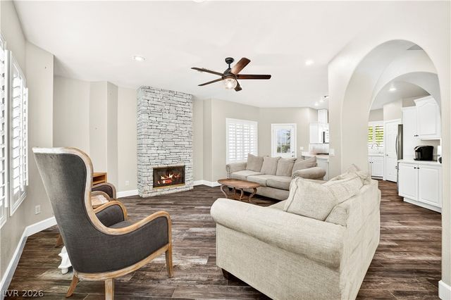 1135 Calico Ridge Drive, Henderson, NV 89011