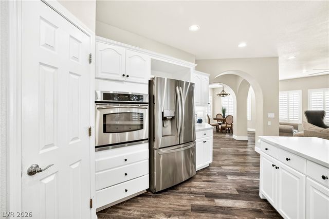 1135 Calico Ridge Drive, Henderson, NV 89011