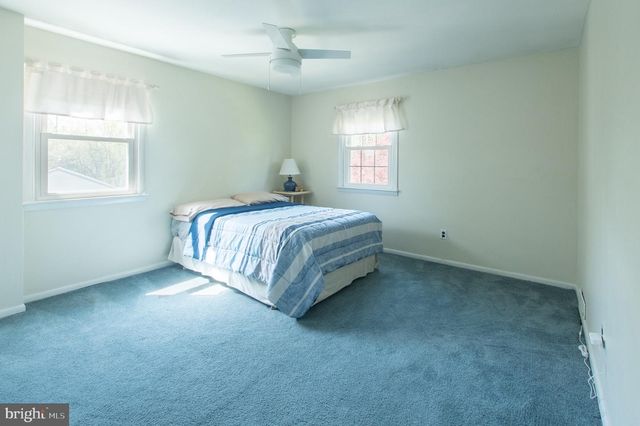 1042 WARREN RD, West Chester, PA 19382