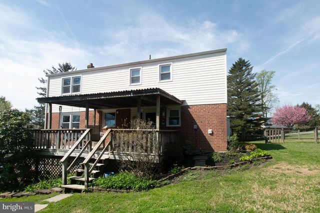 1042 WARREN RD, West Chester, PA 19382