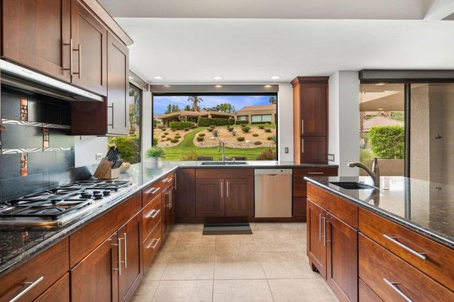 47811 Quercus Lane, Palm Desert, CA 92260