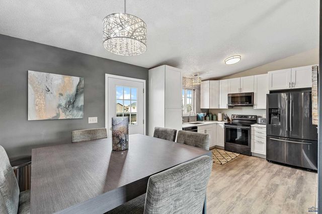 6145 FLINTLOCK CT, Rapid City, SD 57703