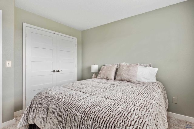 6145 FLINTLOCK CT, Rapid City, SD 57703