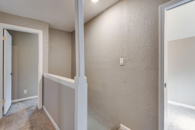 203 W Bridge St, Mulvane, KS 67110