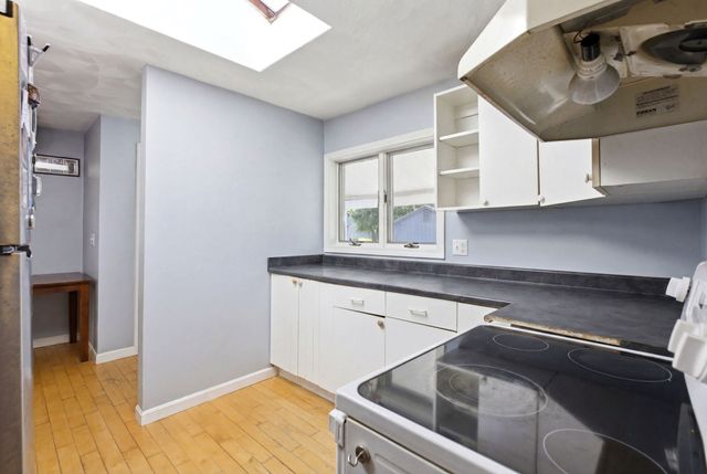 17 West Street, Brockton, MA 02301